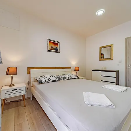 Viki - Happy Apartment