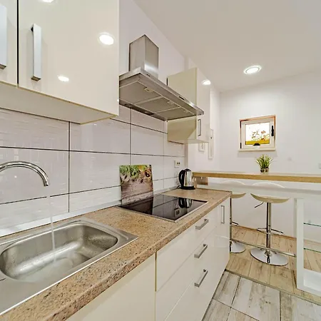 Viki - Happy Apartment