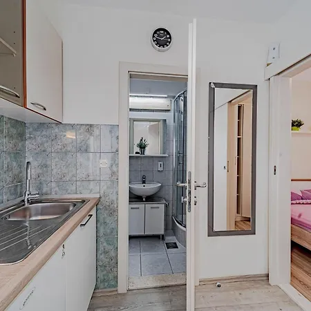 Apartment Viki - Happy