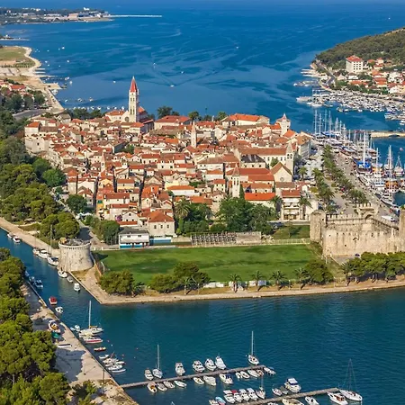 Apartment Viki - Happy Trogir